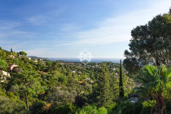 Maison de luxe à vendre à La Croix-Valmer, 1 950 000 €, Photo 2