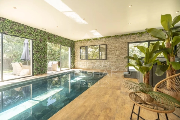 Maison de luxe à vendre à Puget, 3 200 000 €, Photo 1