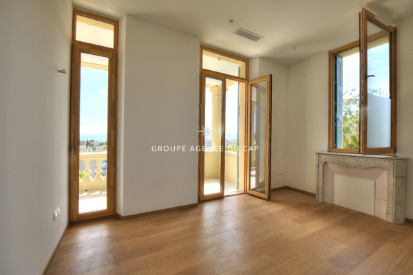 Luxury House for sale in Saint-Raphaël, 1 980 000 €, Photo 6