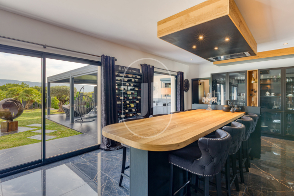 Maison de luxe à vendre à Beaumettes, 2 775 000 €, Photo 4