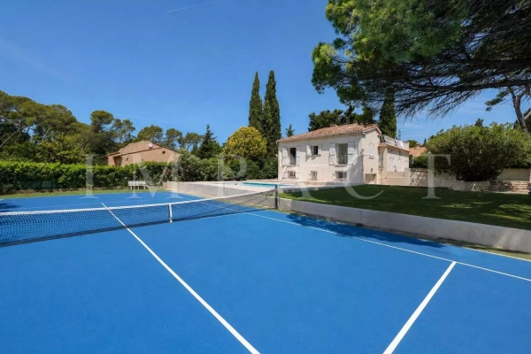 Maison de luxe à vendre à Mougins, 1 350 000 €, Photo 2