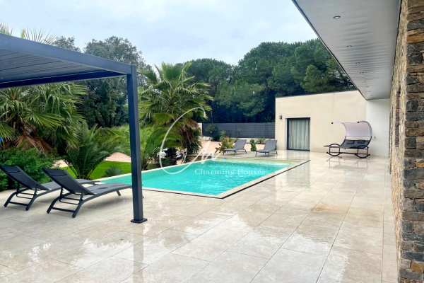 Luxury House for sale in Nîmes, 880 000 €, Photo 4