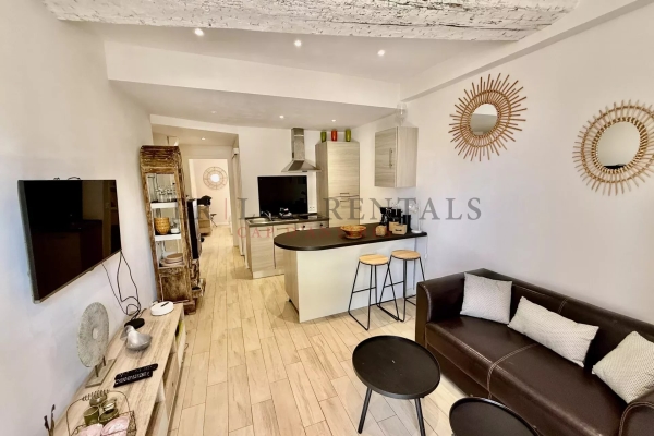 Appartement de luxe à louer à Antibes, 1 200 €, Photo 2
