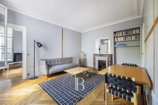 Luxury Apartment for sale in Paris 6Ème, 1 100 000 €, Photo 2