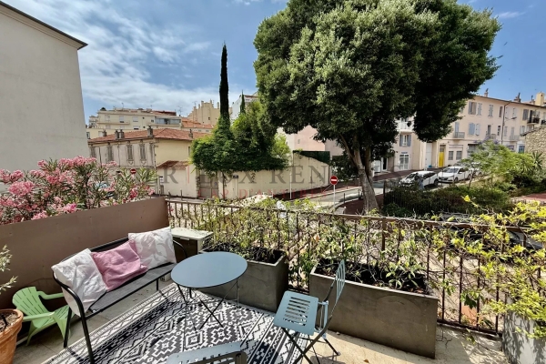 Appartement de luxe à louer à Antibes, 1 200 €, Photo 6