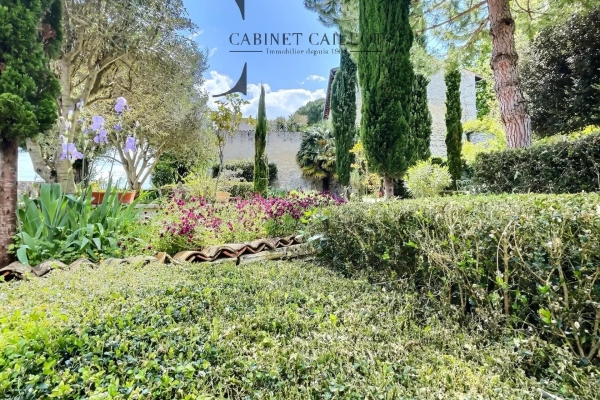 Maison de luxe à vendre à Saintes, 997 500 €, Photo 1