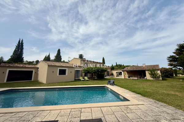 Maison de luxe à vendre à Saint-Rémy-de-Provence, 2 120 000 €, Photo 1