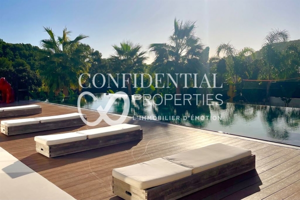 Maison de luxe à vendre à Bandol, 2 480 000 €, Photo 1