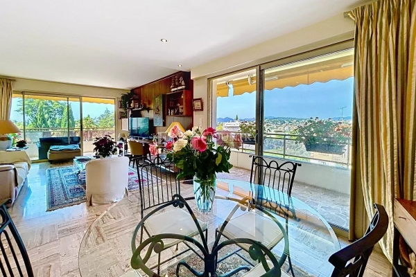 Luxury Apartment for sale in Le Cannet, 640 000 €, Photo 1