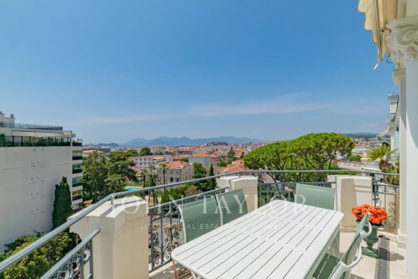 Appartement de luxe à vendre à Cannes, 1 950 000 €, Photo 2