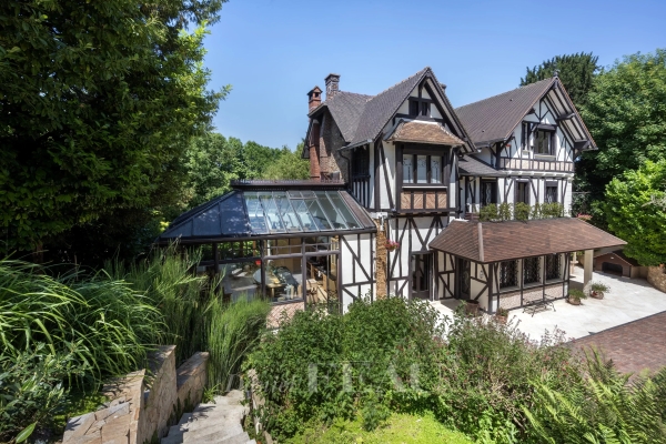 Maison de luxe à vendre à Saint Maur des Fosses, 3 650 000 €, Photo 1