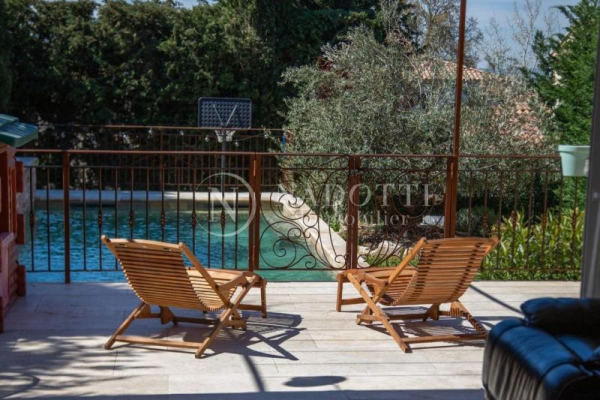 Maison de luxe à vendre à L Isle-sur-La-Sorgue, 850 000 €, Photo 5