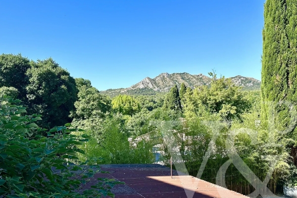 Maison de luxe à vendre à Eygalières, 1 450 000 €, Photo 1