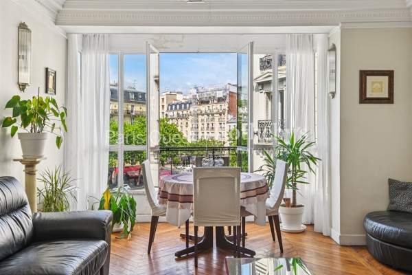 Appartement de luxe à vendre à Paris 16Ème, 819 000 €, Photo 2