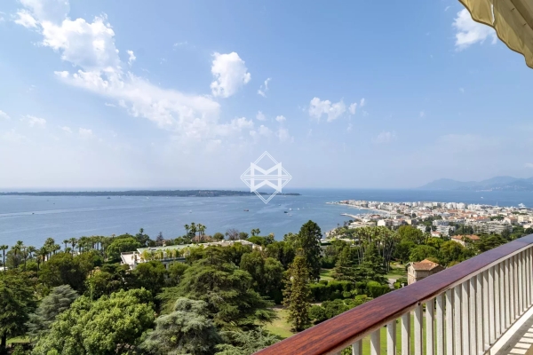 Appartement de luxe à vendre à Cannes, 1 690 000 €, Photo 1