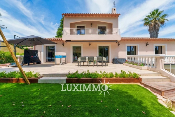 Maison de luxe à vendre à Mougins, 1 890 000 €, Photo 1