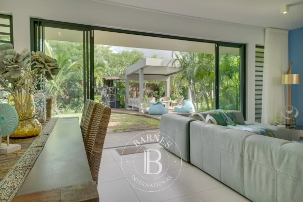 Maison de luxe à vendre à Eclose-Badinières, 40 000 000 €, Photo 1