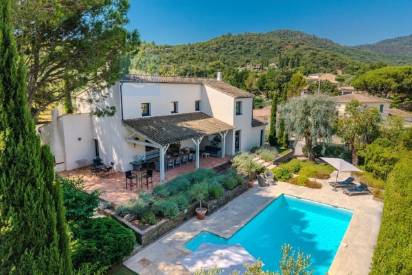 Maison de luxe à vendre à Le Plan-de-La-Tour, 1 265 000 €, Photo 2