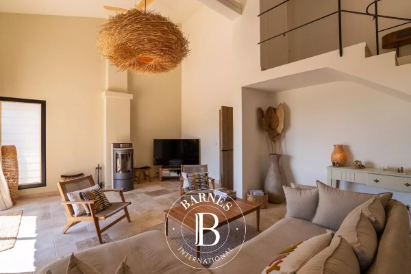 Luxury House for sale in Gordes, 2 390 000 €, Photo 6