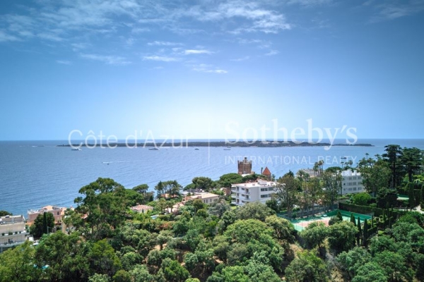 Luxury Apartment for sale in Vallauris, 2 950 000 €, Photo 1