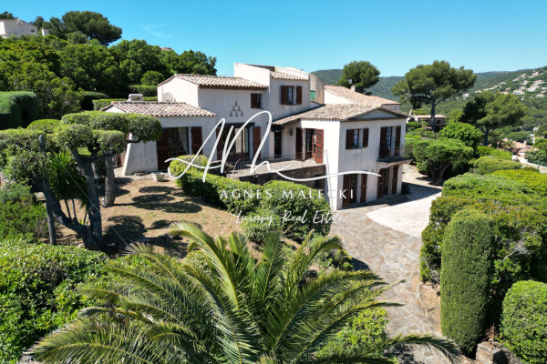 Luxury House for sale in Cavalaire-sur-Mer, 1 344 000 €, Photo 2