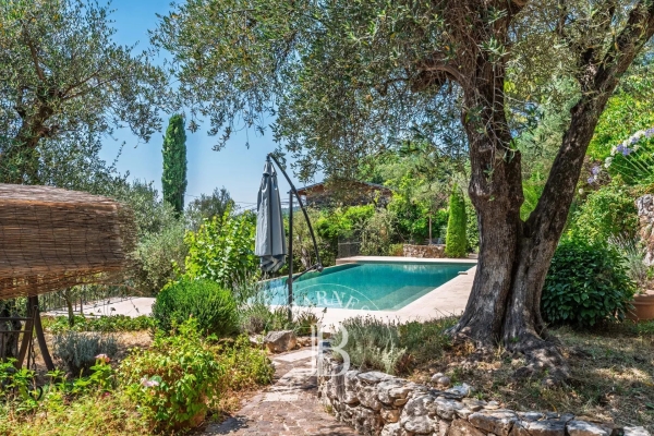 Luxury House for sale in Châteauneuf-Grasse, 1 085 000 €, Photo 3