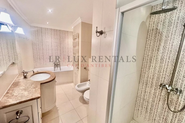 Luxury Apartment for sale in Cap d'Antibes, 1 700 000 €, Photo 7