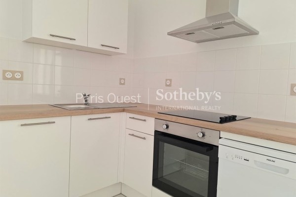 Luxury Apartment for sale in Puteaux, 460 000 €, Photo 4