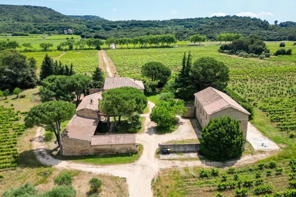 Luxury House for sale in Uzès, 1 600 000 €, Photo 1