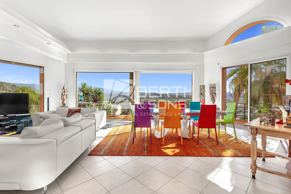 Maison de luxe à vendre à Mandelieu-la-Napoule, 1 485 000 €, Photo 4