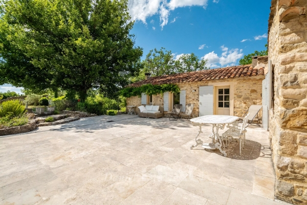 Maison de luxe à vendre à Céreste, 1 375 000 €, Photo 1