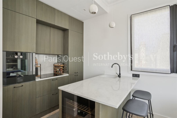 Luxury Apartment for sale in Paris 1Er, 1 250 000 €, Photo 7