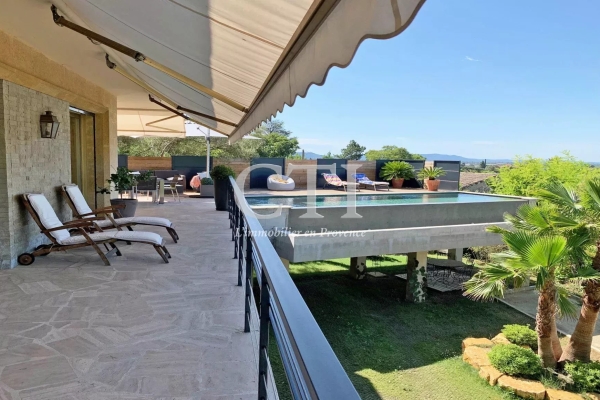 Maison de luxe à vendre à Montélimar, 790 000 €, Photo 1