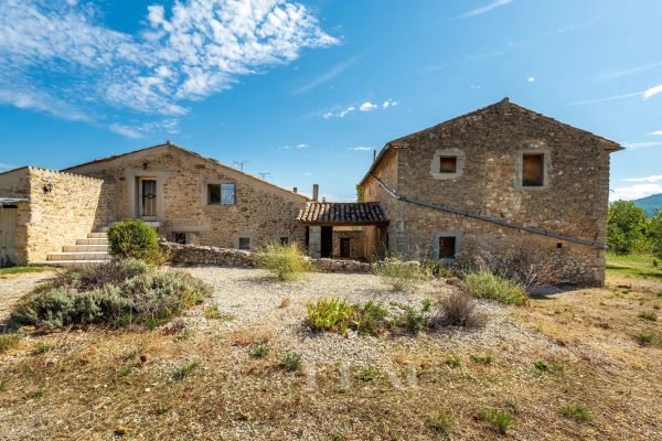 Luxury House for sale in Grambois, 795 000 €, Photo 3
