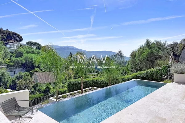 Maison de luxe à vendre à Nice, 1 790 000 €, Photo 1