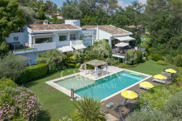 Maison de luxe à vendre à Valbonne, 3 500 000 €, Photo 1