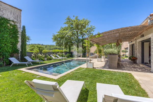 Maison de luxe à vendre à Saint-Pantaléon, 1 165 000 €, Photo 1