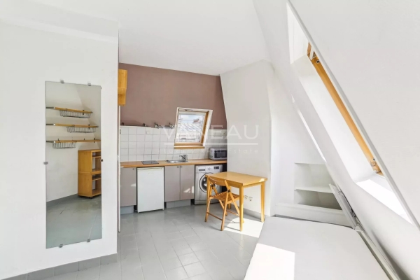 Luxury Apartment for sale in Paris 8Ème, 170 100 €, Photo 1