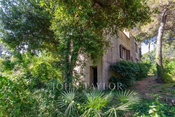 Luxury House for sale in Cap d'Antibes, 1 890 000 €, Photo 2