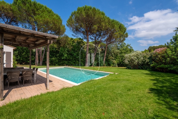 Luxury House for sale in Grimaud, 1 890 000 €, Photo 2