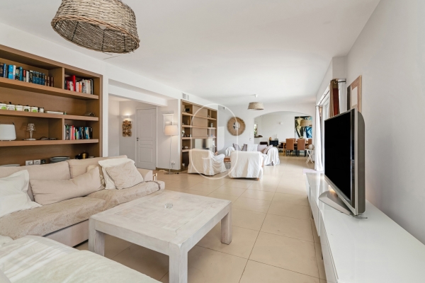 Luxury House for sale in Grimaud, 1 890 000 €, Photo 3