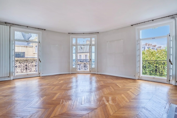 Appartement de luxe à louer à Paris 16Ème, 16 068 €, Photo 1