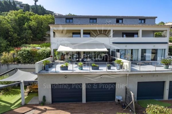 Appartement de luxe à vendre à Albitreccia, 604 200 €, Photo 1