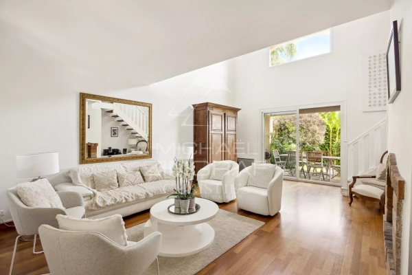 Luxury House for sale in Nice, 995 000 €, Photo 3