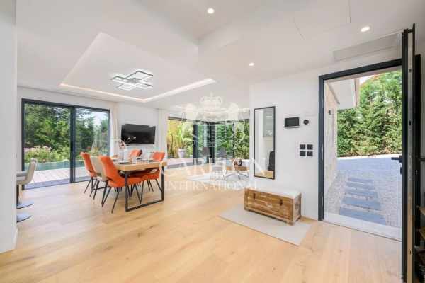 Maison de luxe à louer à Mougins, 12 000 €, Photo 4