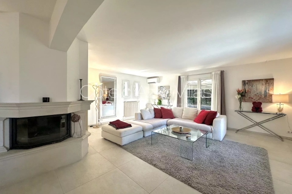 Maison de luxe à louer à Mougins, 5 500 €, Photo 6