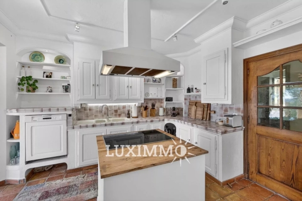 Luxury House for sale in Mougins, 1 890 000 €, Photo 6