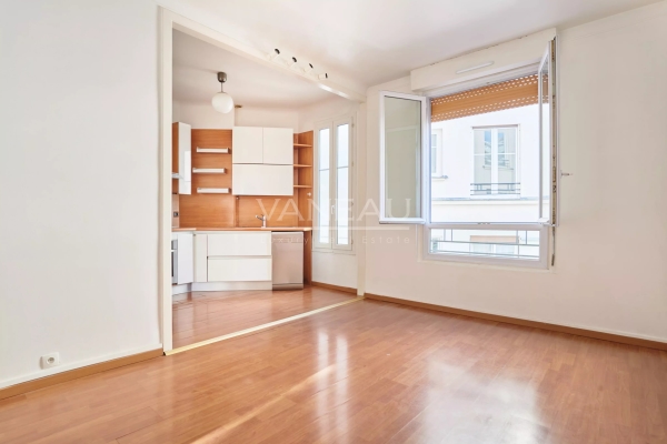 Appartement de luxe à vendre à Paris 15ème, 599 000 €, Photo 1
