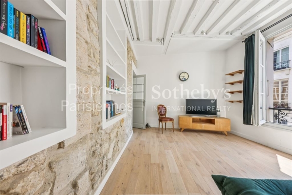 Luxury Apartment for sale in Paris 6Ème, 630 000 €, Photo 2