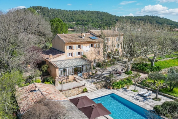 Maison de luxe à vendre à Le Val, 2 000 000 €, Photo 1